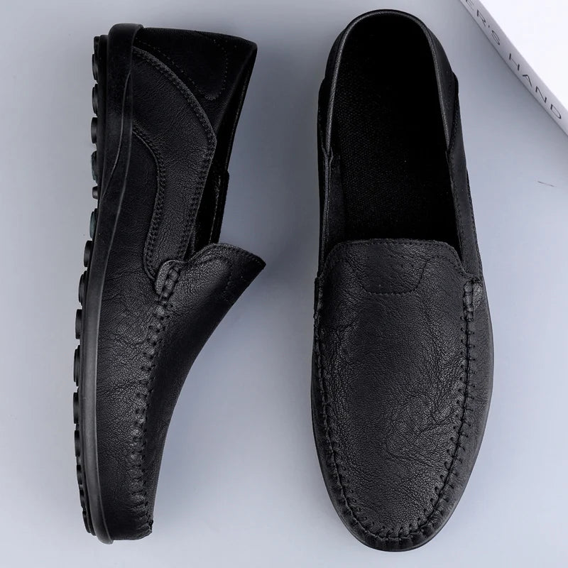 Men's slip on Lazy casual shoes four seasons new soft sole anti slip business shoes fashion versatile tide party driving shoes