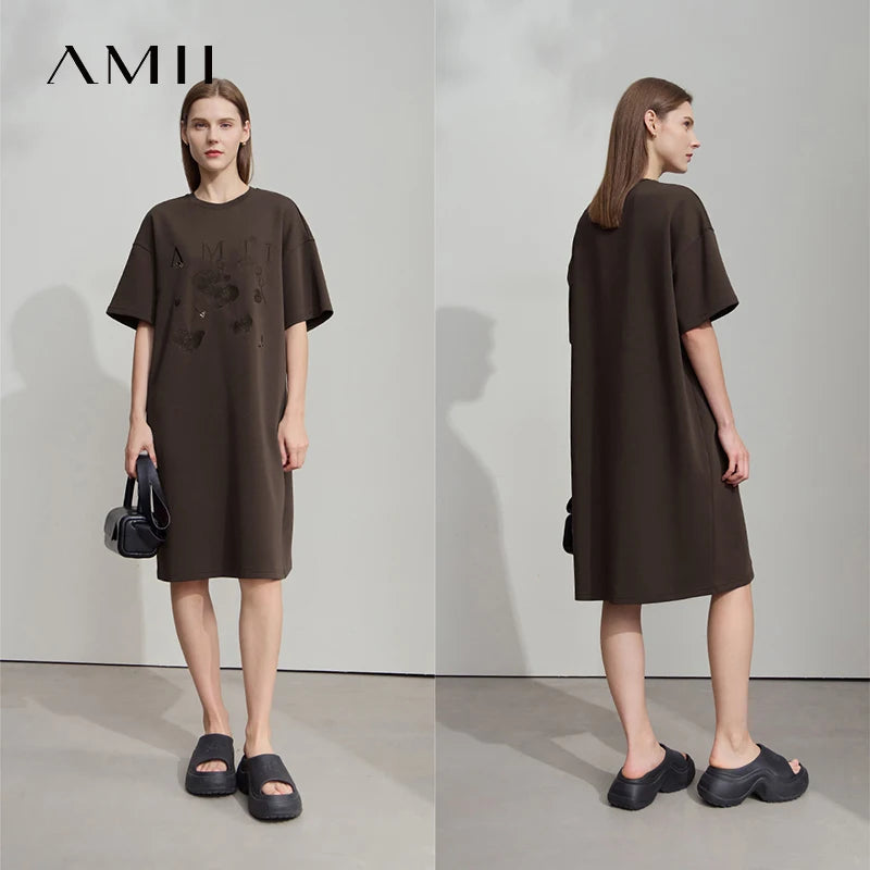 រ៉ូប Amii Minimalism រលុងរដូវក្តៅឆ្នាំ ២០២៥ សម្លៀកបំពាក់នារីថ្មីសម្រាប់ការិយាល័យ ស្បៃកប្បាស ប៉ាក់ ស្រួលពាក់ 12512001
