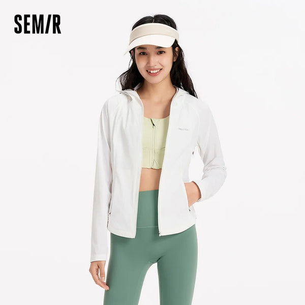 អាវក្រៅសម្រាប់ស្ត្រី Semir ការពារកាំរស្មីយូវី មានអារម្មណ៍ត្រជាក់ មានខ្យល់ចេញចូលបានល្អ ស្រូបយកសំណើមខ្ពស់ ដៃអាវស្តើង យឺត ឡើងភ្នំ 202