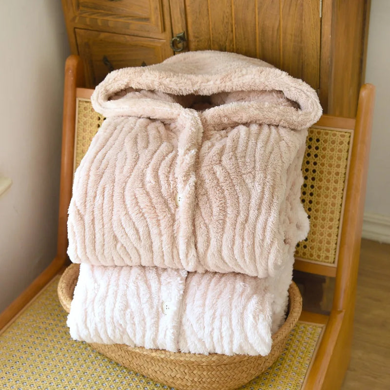 Flannel Thickened Robes for Woman Sleepwear Winter New Coral Fleece Bathrobe Female Loungewear Ladies Hooded Dressing Gown