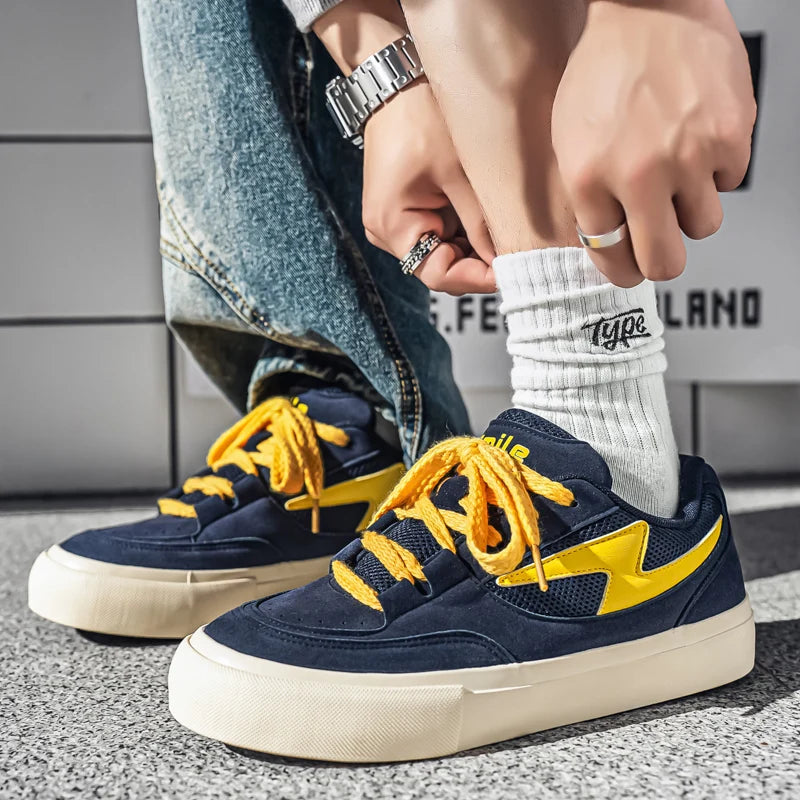 Men's casual shoes four seasons new breathable lightweight soft-sole non-slip comfortable bread shoes outdoor sports board shoes