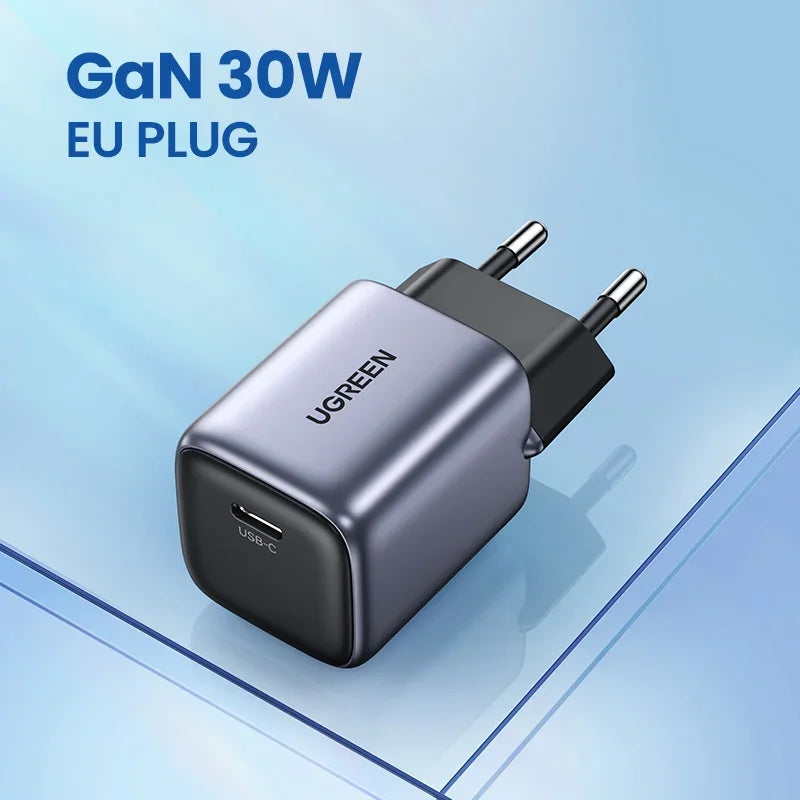UGREEN 20W 30W GaN Charger PD Fast USB Type C Charger USB C PD3.0 QC3.0 Quick Charging For iPhone 16 15 14 Mobile Phone Charger