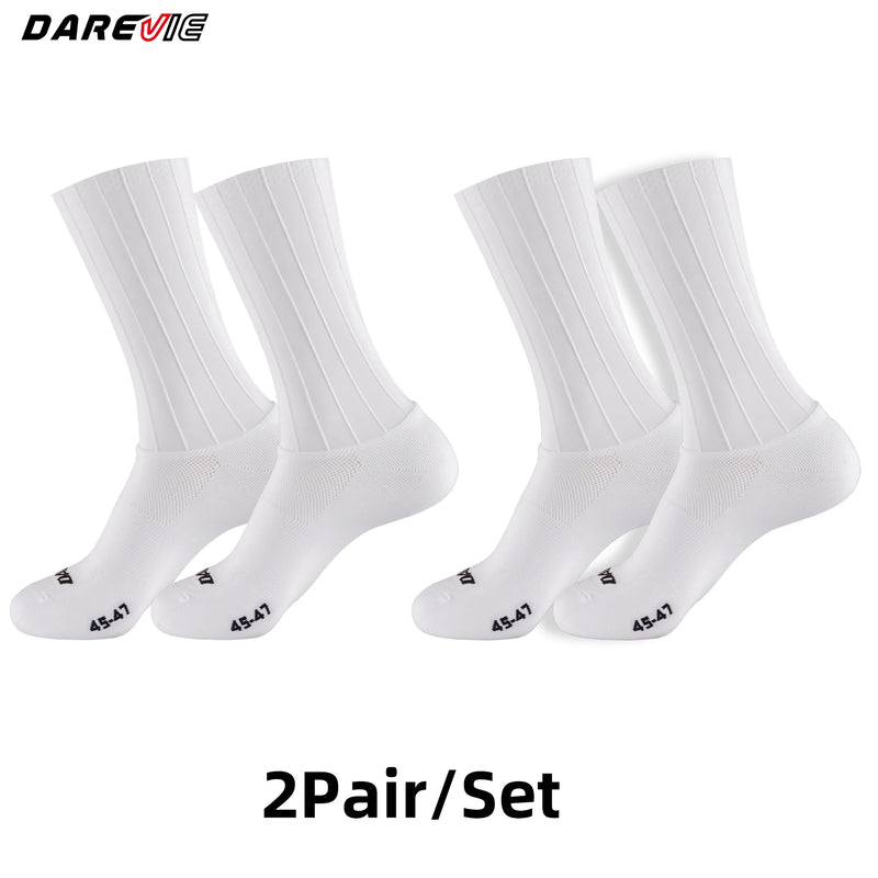 ស្រោមជើងជិះកង់ DAREVIE Aero ល្បឿនលឿន 2 គូ ស្រោមជើងជិះកង់បុរស ប្រឆាំងនឹងការរអិល ស្ងួតលឿន ស្រូបយកសំណើម ស្រោមជើងទម្ងន់ស្រាល ក្តាប់បានល្អ