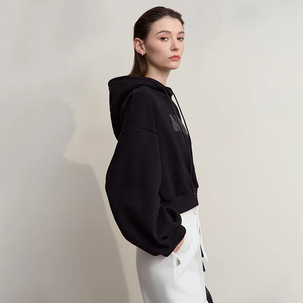 AMI Hoodies Woman 2026 Autumn New Casual Cotton Hooded Top Female Long Sleeves Versatile Knit Short Woman Sweatshirts 12543037