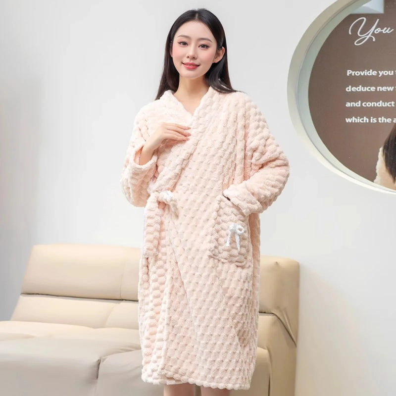 Pyjamas Femme New Loose Robe Women's Sleepwear Winter Nightwear Dressing Gowns Thick Flannel Warm Bathrobes Female Shower