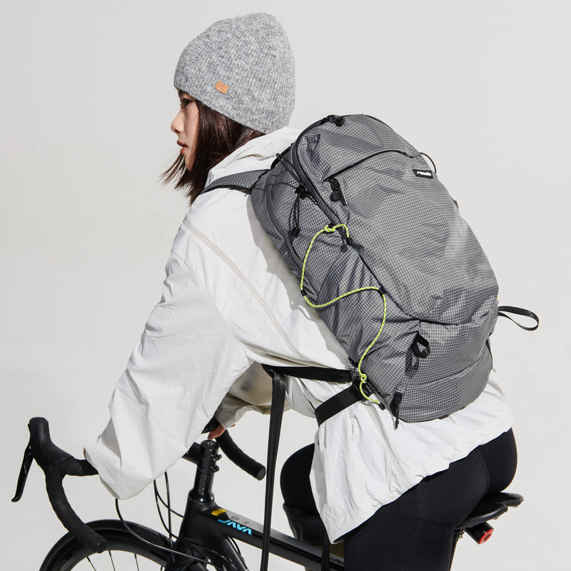 Naturehike Oxygen Casual Backpack Lightweight Outdoor Climbing Trekking Travel Large Capacity 20L Multi-Functional Compartment