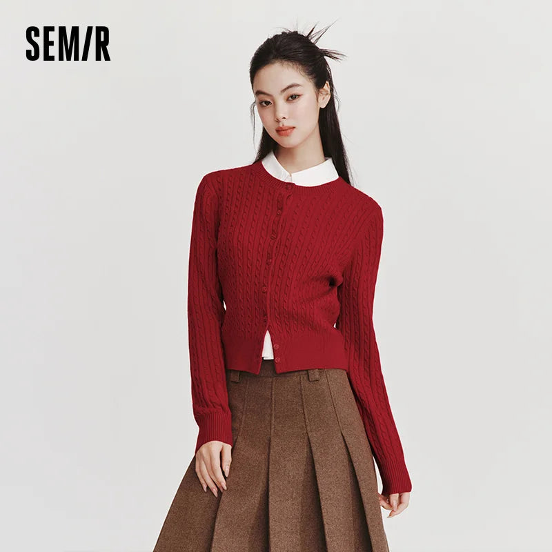 Semir Chic Cardigan Women 2026 Spring Short Cable Knit Crew Neck New Year Style Casual Comfortable Fashion Knitwear Top