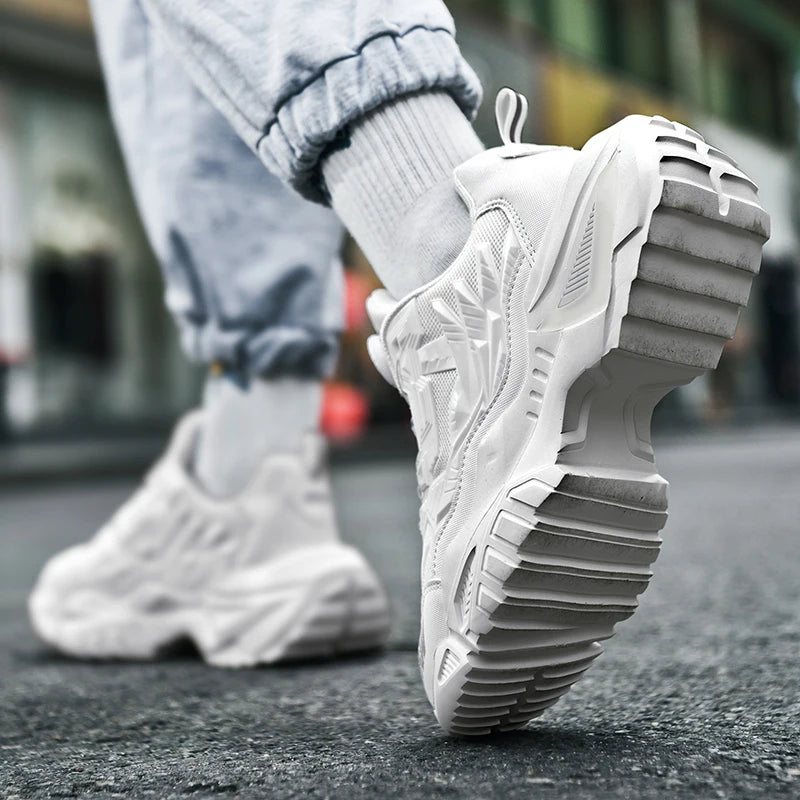 Men's racing casual sneakers New Four seasons classic outdoor running shoes breathable lightweight Thick sole speed sports shoes