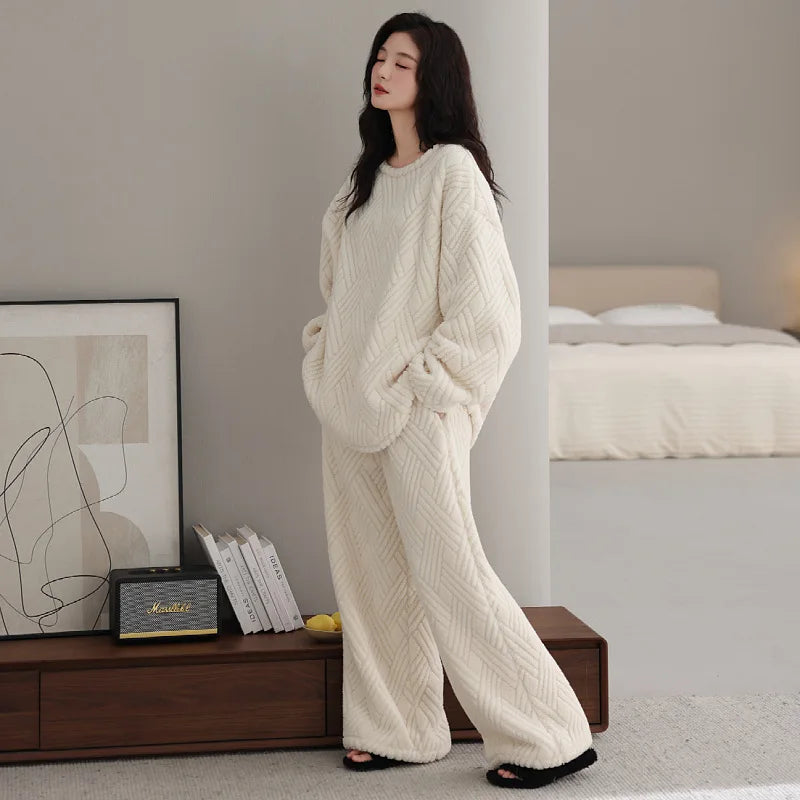 Pajama Woman Winter Flannel Thicken Warm Sleepwear Set New Hot Velvet Home Clothes Casual Women's Pyjamas Suit Couple Pijamas