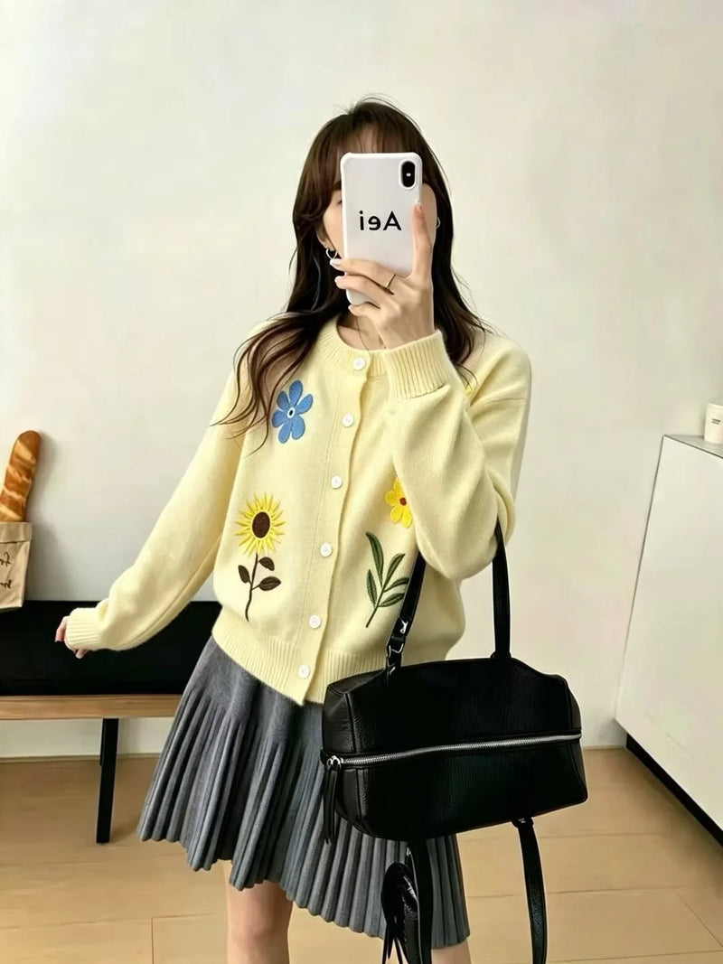 French Retro Embroidered Flower Knitted Cardigan Coat Spring Autumn New Versatile Sweater Women's Jacket Knitwear Clothing