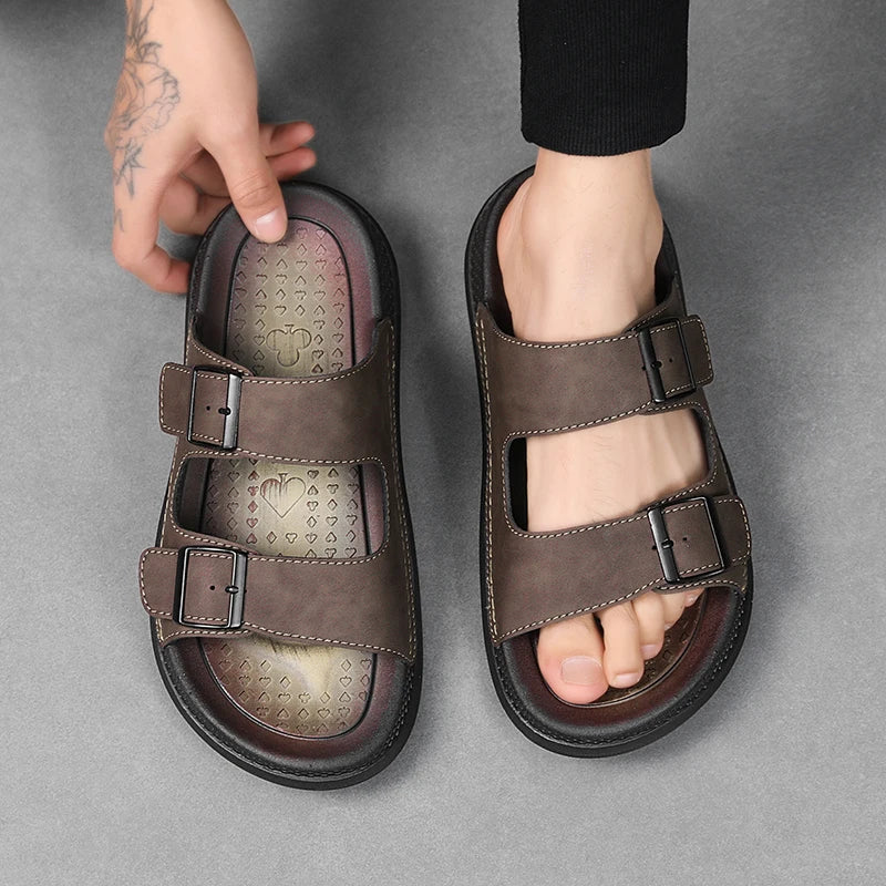 Men's casual slip-on slippers New summer lightweight comfort outdoor sports fashion youth anti-slip city walking beach slippers