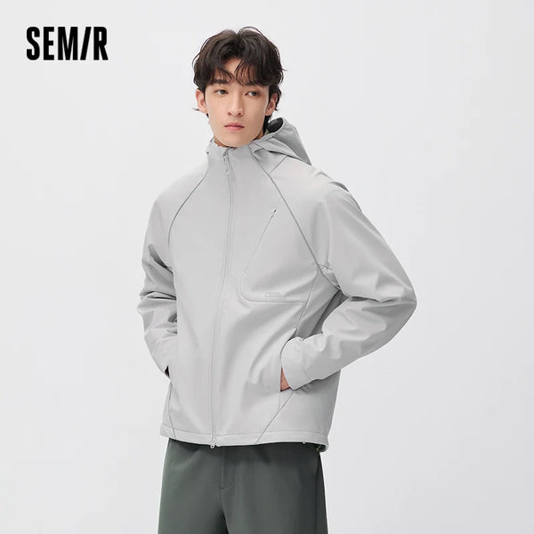 អាវក្រៅរដូវរងាបុរស Semir មានមួកឆ្នាំ ២០២៦ សម្លៀកបំពាក់រដូវរងាថ្មីប្រចាំថ្ងៃបែបទីក្រុង រចនាប័ទ្មធម្មតា អាកាសធាតុត្រជាក់ ស្លៀកពាក់ជាស្រទាប់ៗជារៀងរាល់ថ្ងៃ