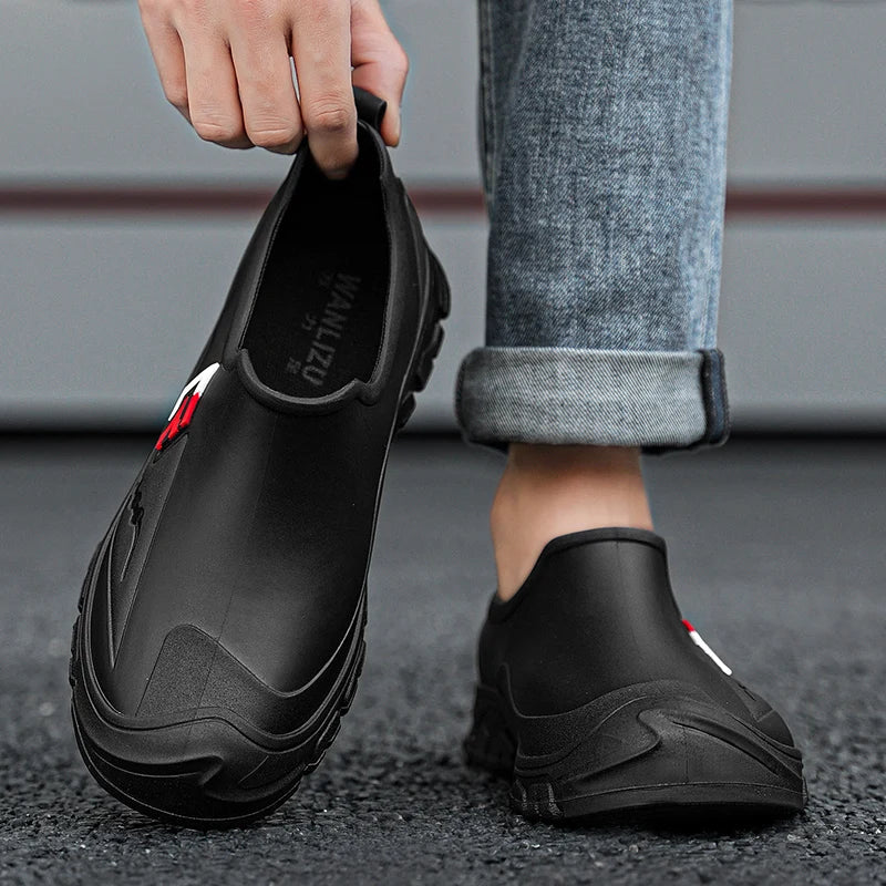 Water Shoes Four Season New Men's Low-Top Waterproof Non-Slip Hotel Kitchen Chef Labor Insurance Shoes Outdoor Casual Rain Shoes