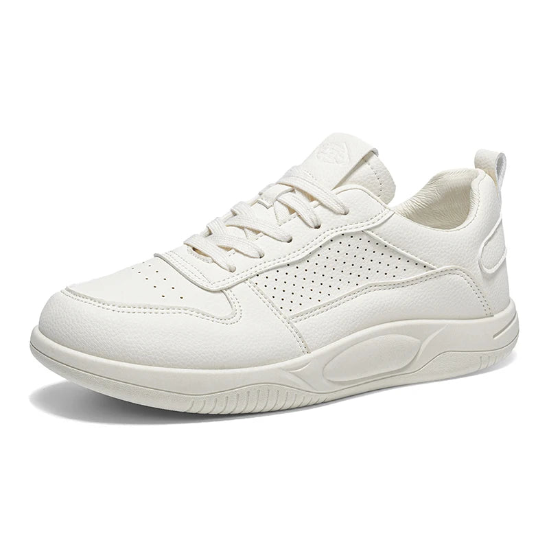 Men's white casual shoes four seasons soft sole breathable light outdoor walking shoes fashion students comfort sport board shoe