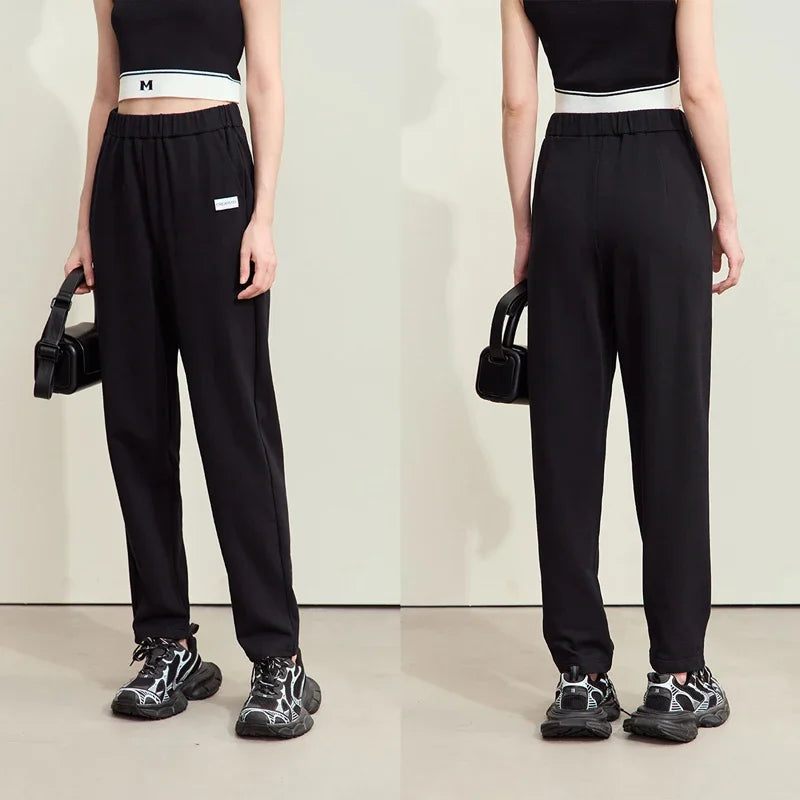 Amii Women Minimalism Pants 2026 Autumn New Light Sports Style Trendy Comfortable Casul Solid Female Loose Trousers 12423059