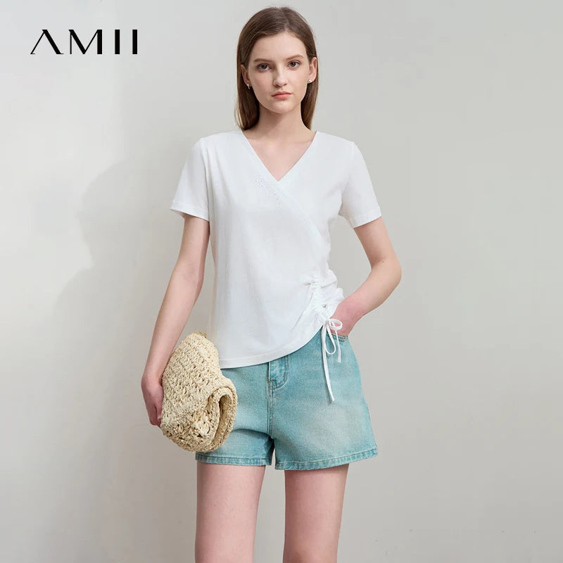 Amii Minimalism Casual T-shirt 2026 Summer New Women Solid Color V-neck Office Lady T-shirt Cotton Pleated Comfort Tops 12522137