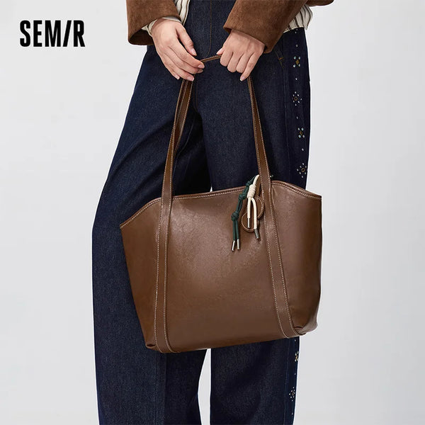 កាបូបស្ពាយស្ត្រី Semir បែបបុរាណ សមត្ថភាពធំ សម្រាប់ធ្វើដំណើរ កាបូបស្ពាយធម្មតា រចនាប័ទ្មប្រចាំថ្ងៃ ស្ពាយប្រចាំថ្ងៃ ស្លៀកប្រចាំថ្ងៃ 2026