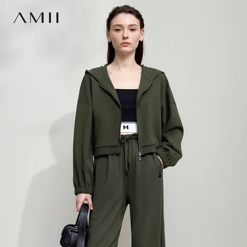 អាវកីឡា AMII Minimalist សម្រាប់នារី 2025 រដូវស្លឹកឈើជ្រុះថ្មី ពណ៌បៃតង មានក្រណាត់ អាវដៃវែង មានខ្សែរ៉ូត អាវក្រៅធម្មតា 12543147