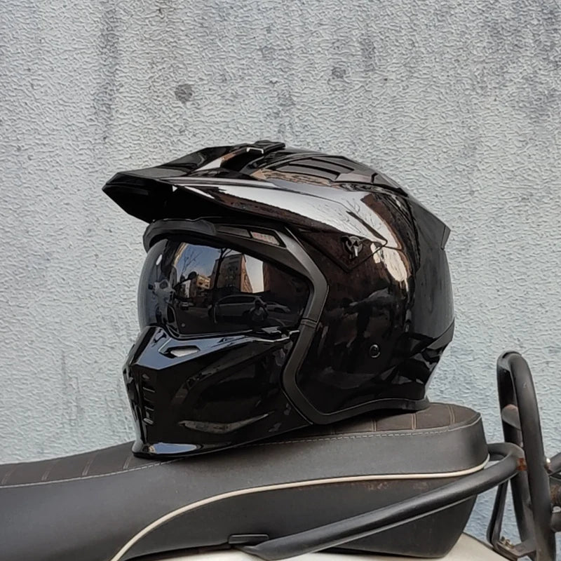 Motorcycle Riding Helmet, Male and Female Motorcycle Combination, All-Season Universal, Summer Retro Removable Chin