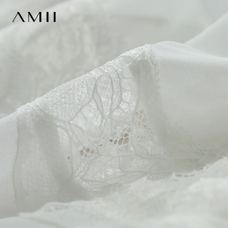 អាវ Amii Minimalist Beige Chiffon អាវស្ត្រីរដូវក្តៅឆ្នាំ ២០២៥ ថ្មីសម្រាប់នារីការិយាល័យធម្មតា V-neck Lace Solid Blouse Elegant Fairy Top 12522146