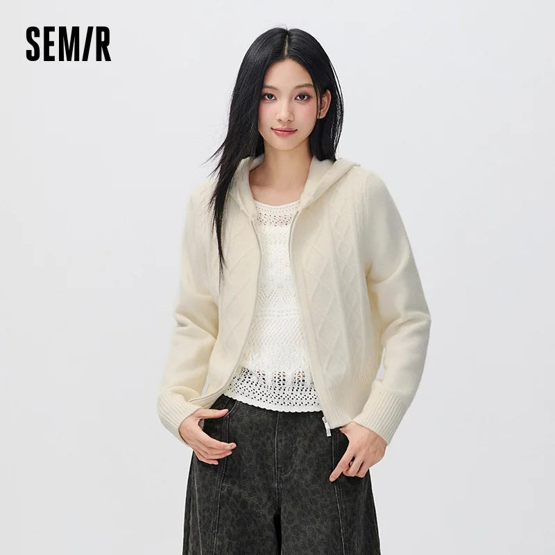 Semir Women Knit Cardigan Cropped Cable Knit Detachable Plush Collar Modern Style Versatile 2026 New Winter Daily Wear