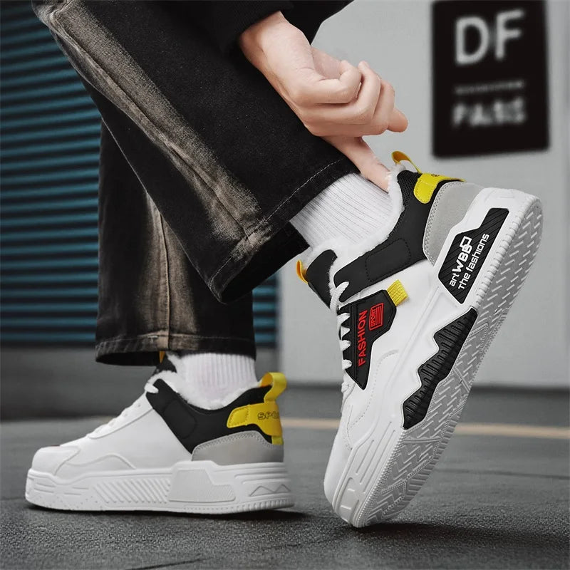 Men's new winter warm plush shoes Korean Joker cotton shoes fashion youth outdoor comfort sports board shoes casual walking shoe