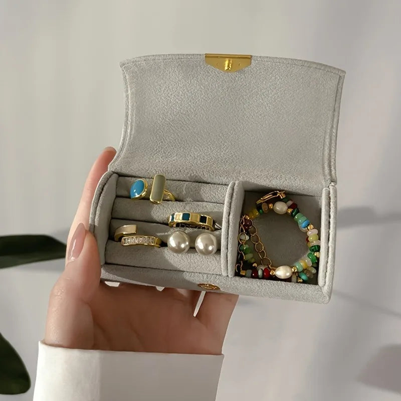 1pc Premium velvet jewelry storage box,portable jewelry box,perfect gift for birthdays and Mother's Day.Jewelry storage box.