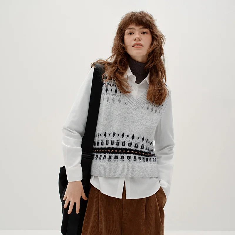 Semir Women Winter Shirt Geometric Jacquard Loose Fit Brushed Fabric Turn Down Collar Commuter Style Two Piece Layering