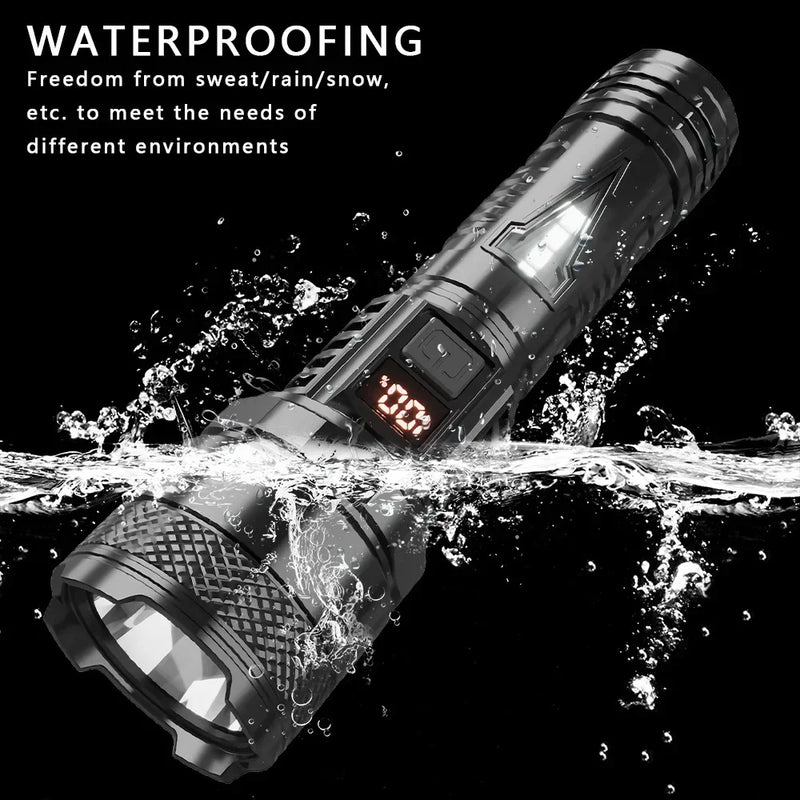 ចង្កៀង LED ដែលអាចសាកបាន 1500W ចល័តខ្លាំង មានថ្មភ្ជាប់មកស្រាប់ ធន់នឹងទឹក ពិល LED ថាមពលខ្ពស់ ភ្លើងពិលឡាស៊ែរពណ៌ស ភ្លើងពិលក្រៅផ្ទះ