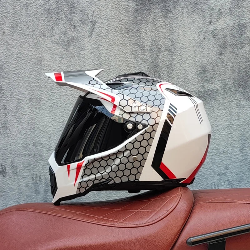 Off road motorcycle helmet, forest speed drop DH helmet, full coverage road rally helmet, suitable for all seasons