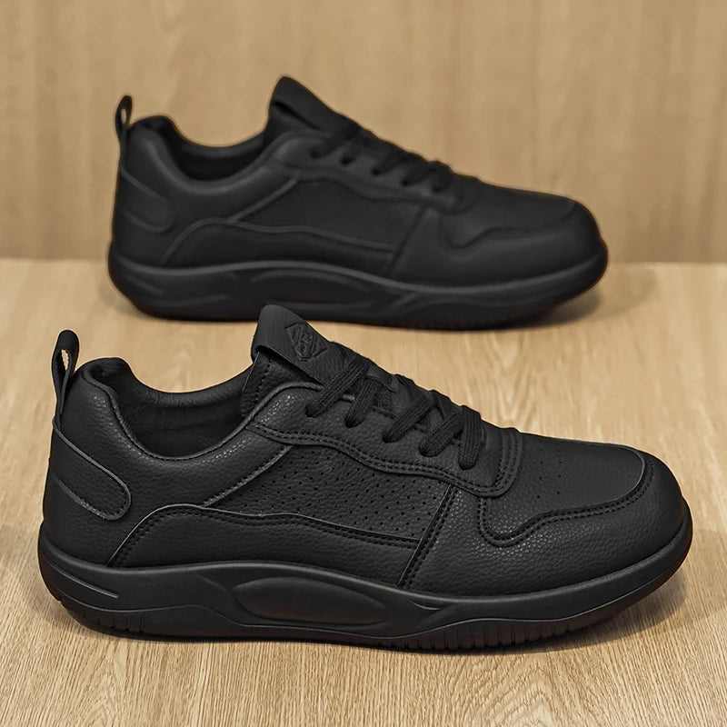 Men's white casual shoes four seasons soft sole breathable light outdoor walking shoes fashion students comfort sport board shoe