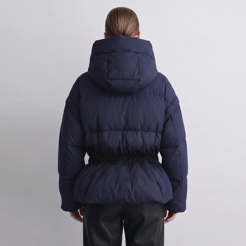 Amii 2-in-1 Down Vest Warm Commuter Minimalist Winter 2026 Detachable Sleeves Hood Oversized Women Puffer Jacket 12654015