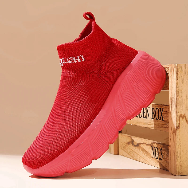 Couples Casual Sports Shoes Summer 2025 Breathe Lightweight Walking Shoes Daily Training Sneakers for Men Women