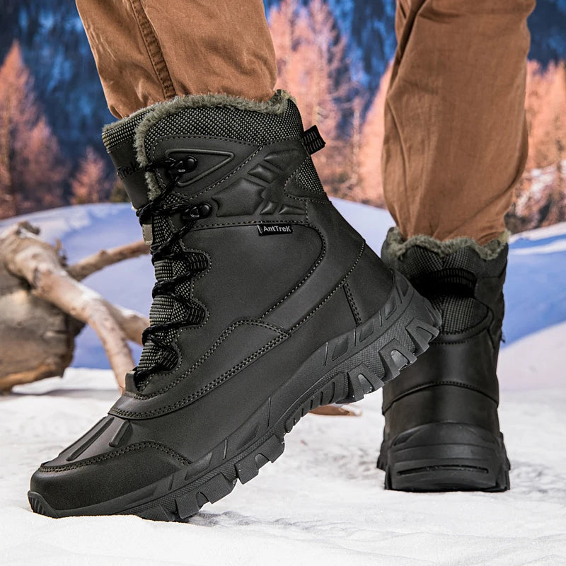 Men's warm plush combat boots winter new casual cotton boots outdoor jungle anti-slip high top light comfort snow training boots