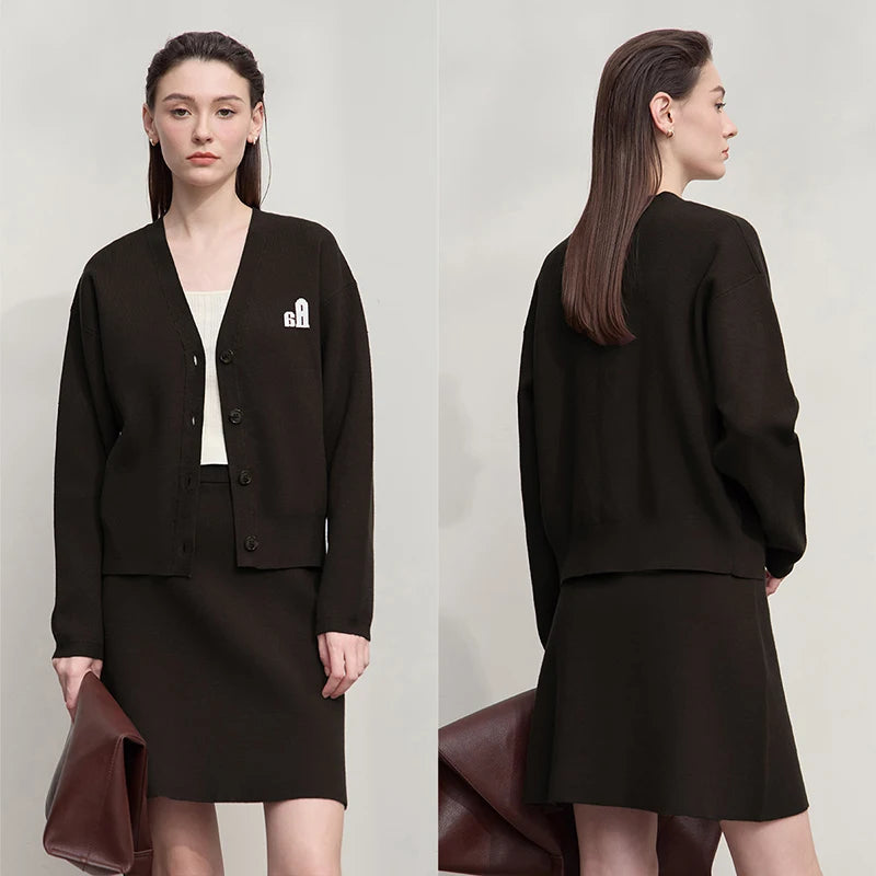AMII Sweater 2026 Autumn Winter New Lady Cardigan V-neck Knit Long Sleeves Cardigan Mini Skirts Casual Women's Clothing 12523114