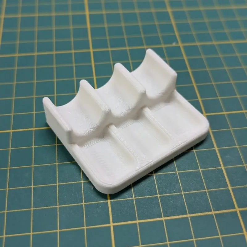 1pc 3D Printing Plastic Brush Holder Portable Space-Saving Artist Brush Organizer Suitable for Watercolor, Oil, Acrylic Brushes.