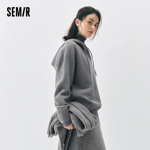 អាវយឺត Semir សម្រាប់នារី រចនាបថតិចតួចបំផុត រចនាបថប្រចាំថ្ងៃ ទន់ភ្លន់ ឆ្នាំ២០២៦ រដូវរងា ស្លៀកជាស្រទាប់ៗ ពាក់បែបប៉ាក់ក្តៅៗ ស្អាត ស្រមោល
