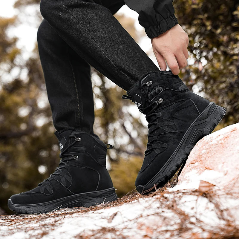 Men's Hiking Boots Winter New Warm Plush Anti-Slip High-Top Cotton Boots Soft Sole Comfortable Outdoor Sports Walking Tide Boots