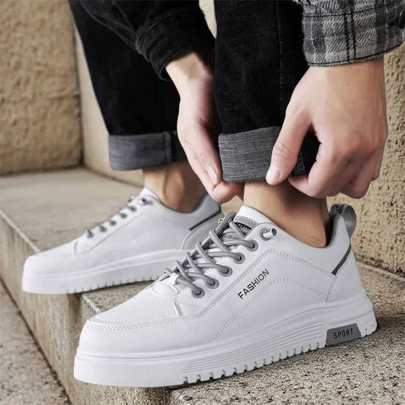 Men's casual shoes four seasons breathable soft-sole anti-slip outdoor walking shoes lightweight flat shoes sports board shoes
