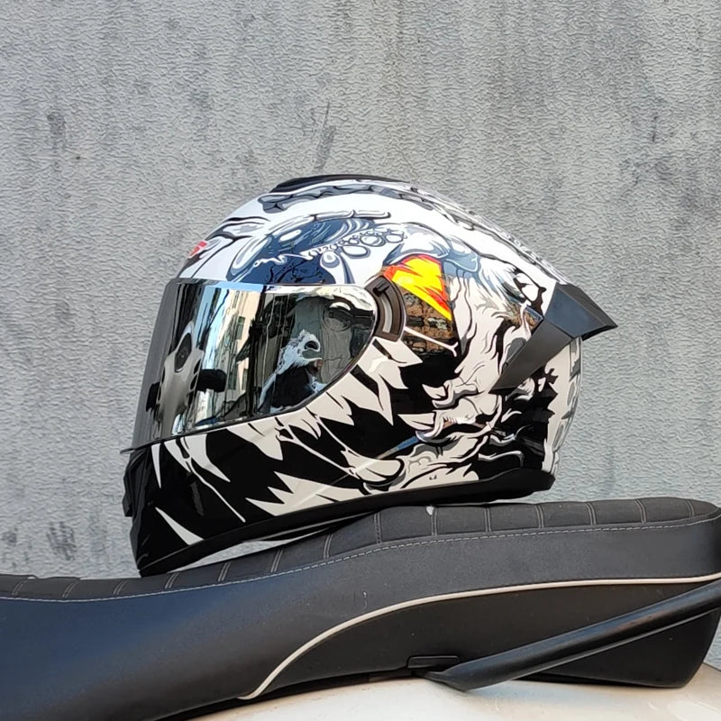 Full Face Motorcycle Helmet with Dual Lens Stylish Fast Release Racing Helmet Moto DOT Approved LVS-701