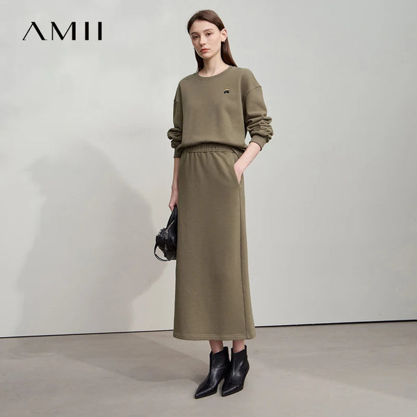 AMII Minimalist Woman Sets Two Pieces 2026 Autumn Little Bear Embroidered Sweatshirt Split Skirts Sports Casual Sets 12523042
