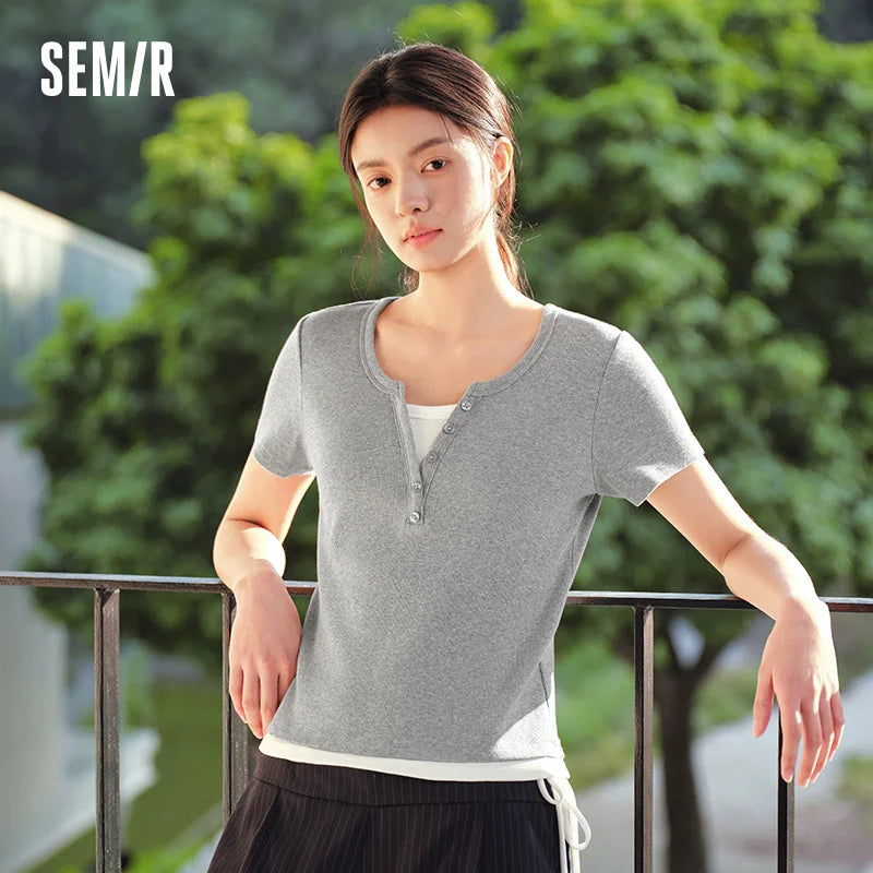 អាវយឺត Semir សម្រាប់នារី រាងខ្លី បែបស្រទន់ មើលទៅមានស្រទាប់ៗ ស្មាត្រង់ រដូវក្តៅ ឆ្នាំ២០២៦ ម៉ូដសាមញ្ញប្រចាំថ្ងៃ