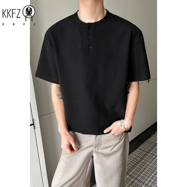 Male Summer Henley Neck Casual T���Shirt Lightweight Linen Texture Material Loose Cut Tee For Travel Gathering Street Wear