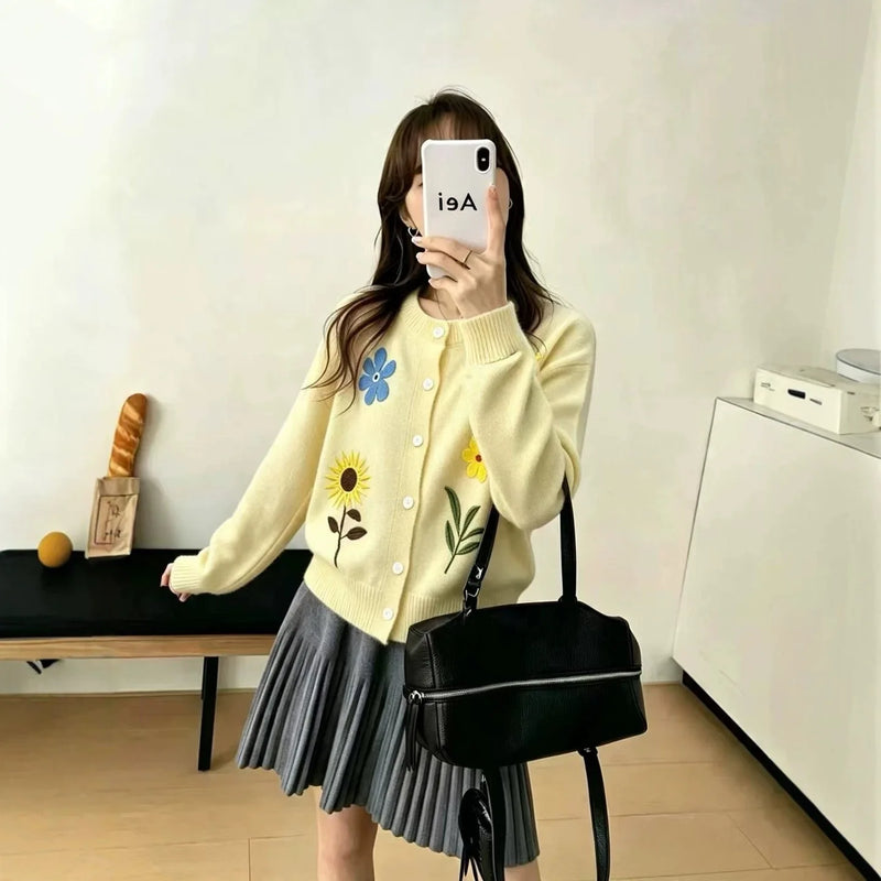 French Retro Embroidered Flower Knitted Cardigan Coat Spring Autumn New Versatile Sweater Women's Jacket Knitwear Clothing
