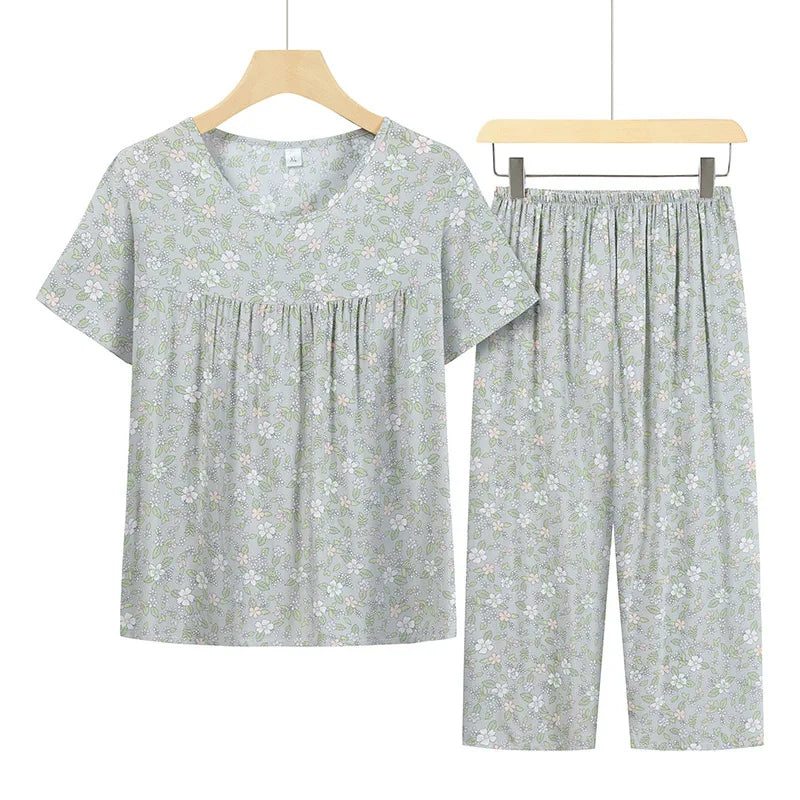 Grandma Short Sleeve Capri Pants Suit Printed Summer Pyjamas Female Cotton Rayon Nightwear Pajamas Set New Women Pijamas 4XL
