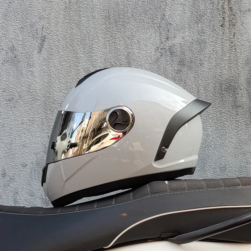 ORZ Motorcycle Helmet Men's and Women's Full Helmets Winter Personalized Motorcycle Big Tail Couple