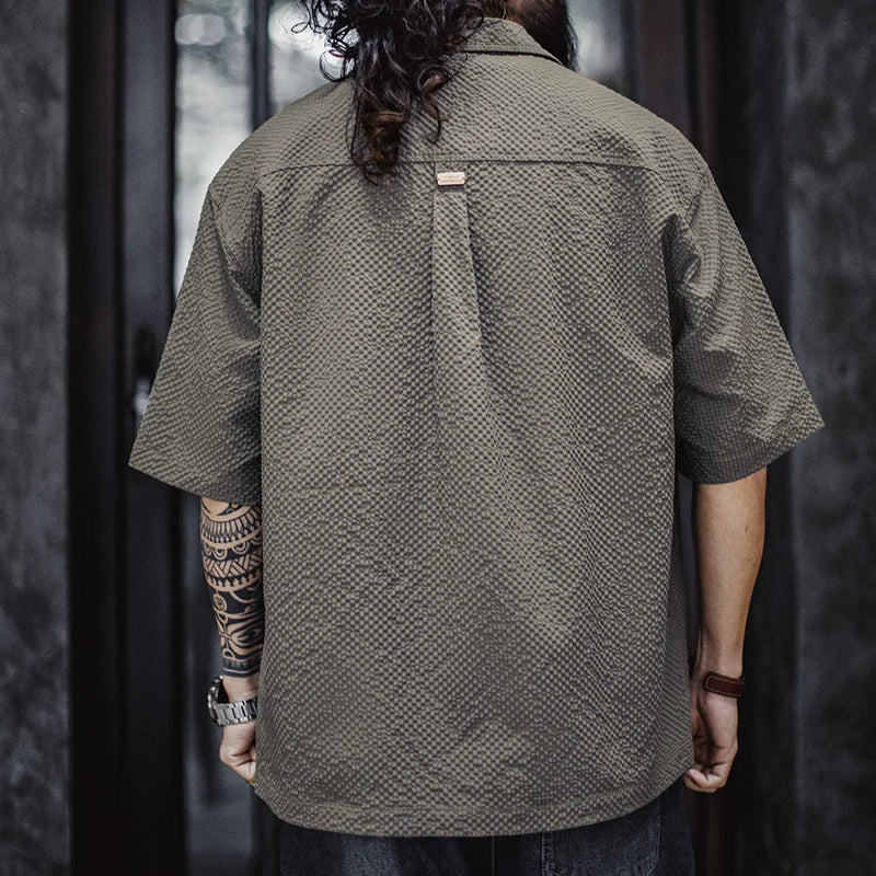 អាវយឺតដៃខ្លី Maden Casual Seersucker សម្រាប់បុរស រដូវក្តៅ ទម្ងន់ស្រាល មានខ្យល់ចេញចូលបាន អាវធំពណ៌ប្រផេះ សម្រាប់ដើរលេង