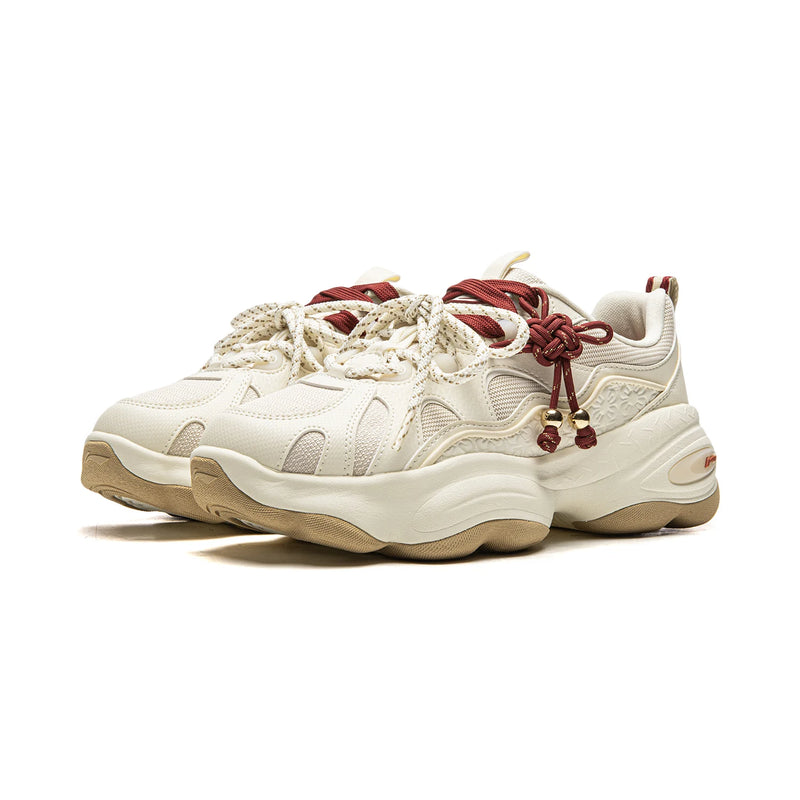 ស្បែកជើង Li-Ning ស្ត្រី MIA 3 របៀបរស់នៅ COMFOAM ទន់ Rebound មានផាសុកភាព ស្បែកជើងដើរ LiNing បុរាណ ស្បែកជើងប៉ាតាធម្មតា AGCW006