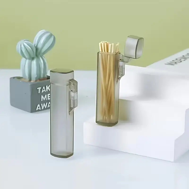 ប្រអប់ដាក់ឈើចាក់ធ្មេញ និងសំឡីត្បារត្រចៀកអាចយួរតាមខ្លួនបាន ៣ ឈុត, ប្រអប់ផ្ទុកទំហំហោប៉ៅ សម្រាប់ប្រើប្រាស់ពេលធ្វើដំណើរ នៅផ្ទះ និងការិយាល័យ
