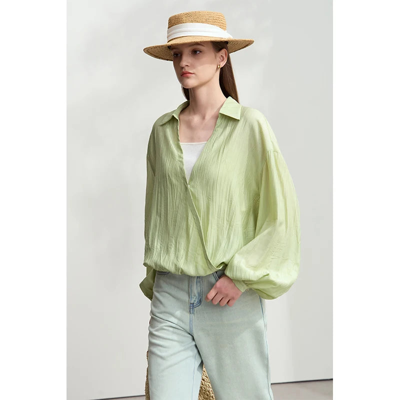 អាវ AMII Minimalist Chiffon សម្រាប់នារី រដូវស្លឹកឈើជ្រុះឆ្នាំ ២០២៦ ថ្មី ធម្មតា អក្សរសាស្ត្រ Lapel V-Neck ដៃអាវរាងចង្កៀង អាវរលុង 12541132